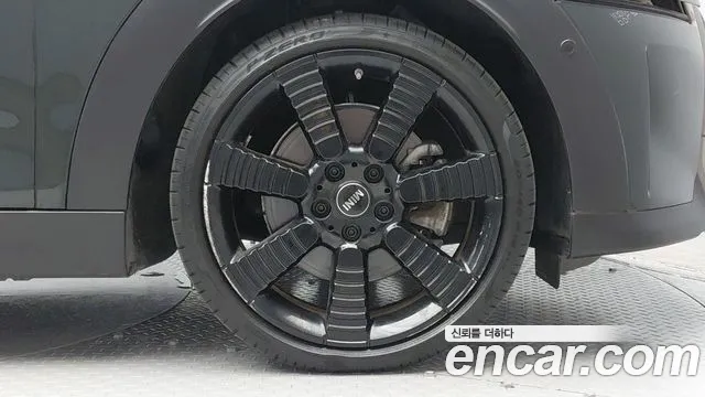 MINI Cooper — Фото автомобиля 8