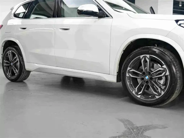 BMW X1 — Фото автомобиля 15