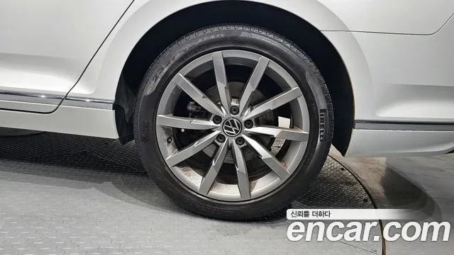 Volkswagen Passat Passat GT(B8) 2.0 TDI Prestige — Фото автомобиля 19