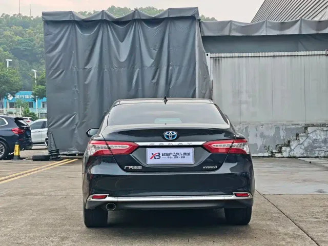 Toyota Camry — Фото автомобиля 14