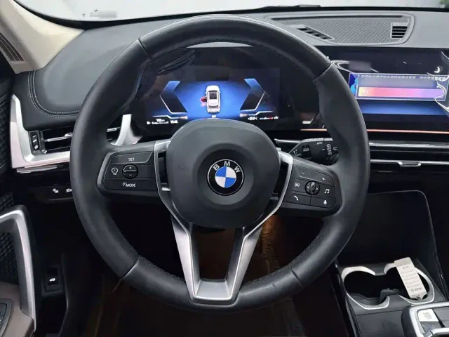 BMW X1 — Фото автомобиля 15