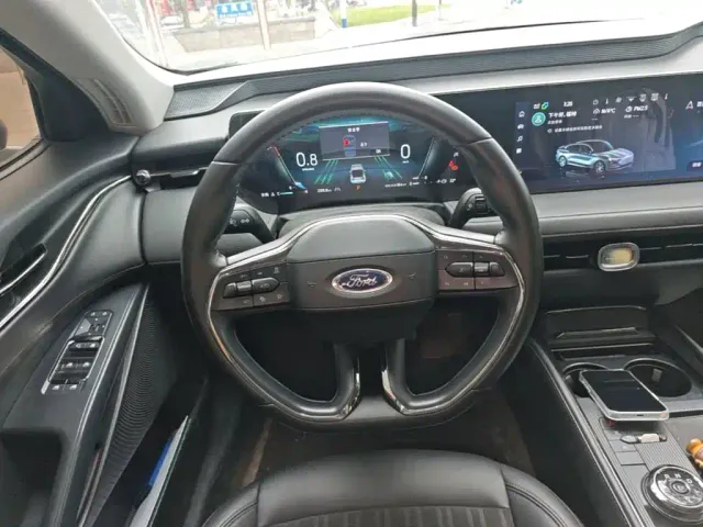 Ford Mondeo — Фото автомобиля 10