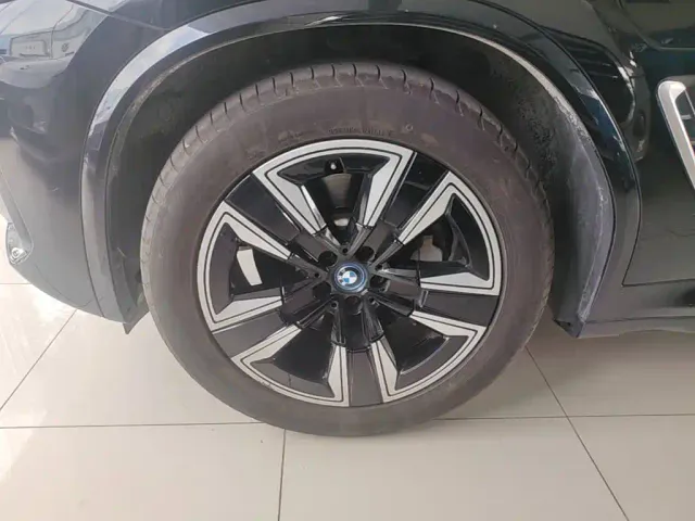 BMW BMW iX3 2022 Facelift Leading Model — Фото автомобиля 22