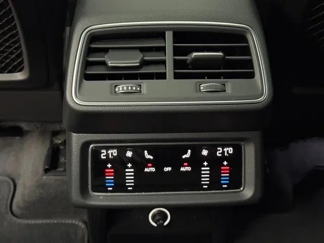 Audi e-tron — Фото автомобиля 15