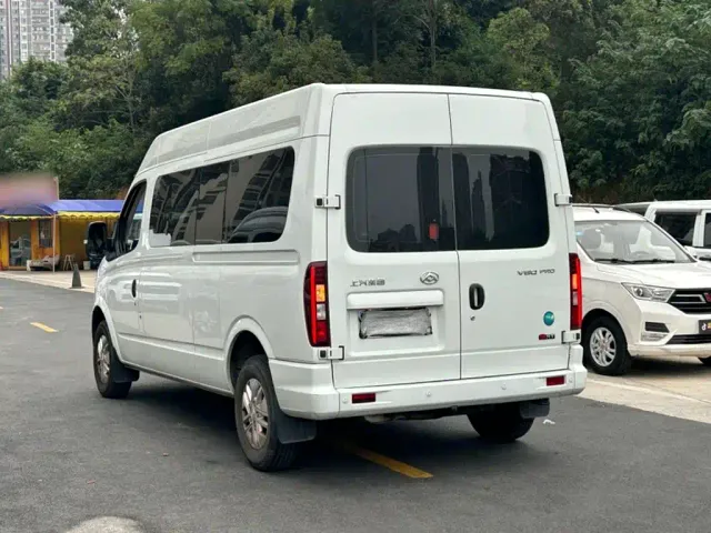 Maxus Xintu V80 — Фото автомобиля 7