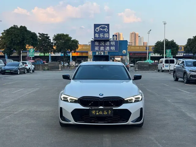 BMW 3 Series — Фото автомобиля 2