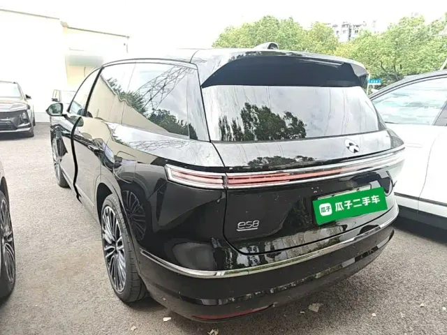 Nio ES8 — Фото автомобиля 4