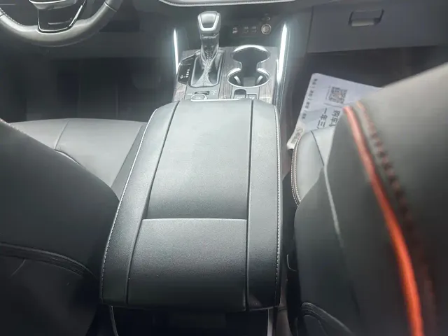 Toyota Crown Kluger — Фото автомобиля 8