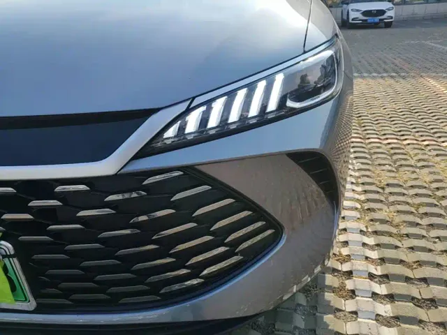 BYD Qin PLUS — Фото автомобиля 23