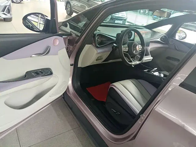 BYD Dolphin — Фото автомобиля 15
