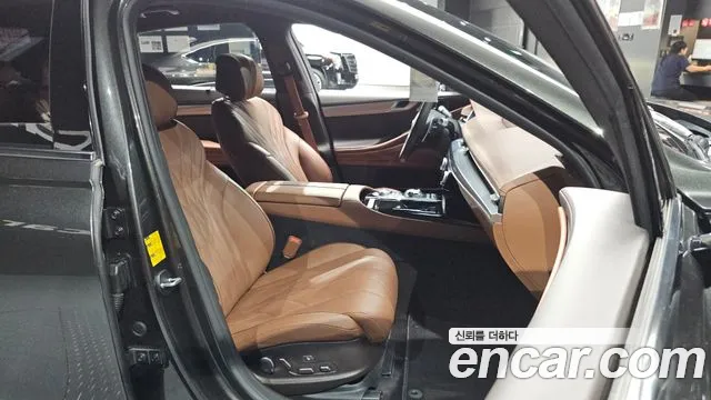Genesis G80 Бензин 2.5 турбо AWD — Фото автомобиля 10