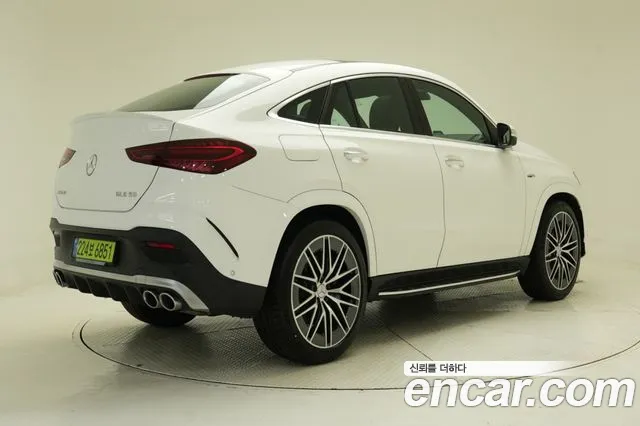 Mercedes-Benz GLE-Class — Фото автомобиля 2