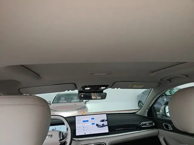 Geely Galaxy Stellar 6 — Фото автомобиля 17