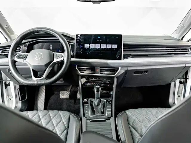 Volkswagen Sagitar — Фото автомобиля 12