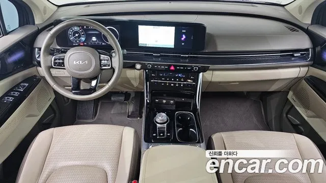 Kia Carnival Generation 4 — Фото автомобиля 7