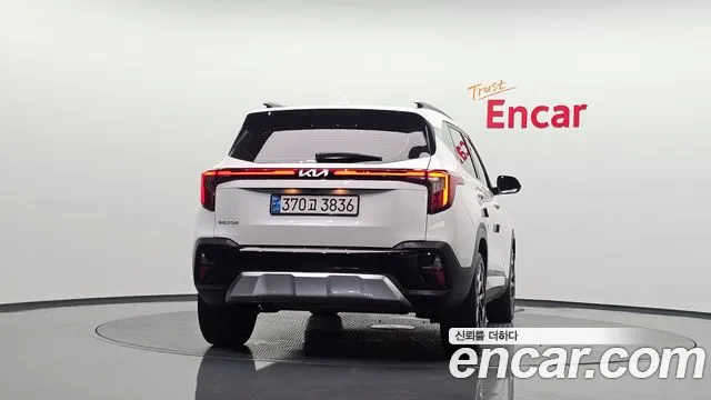 Kia Seltos New — Фото автомобиля 4