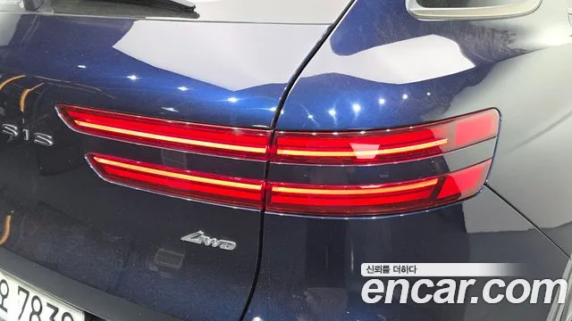 Genesis GV70 — Фото автомобиля 8