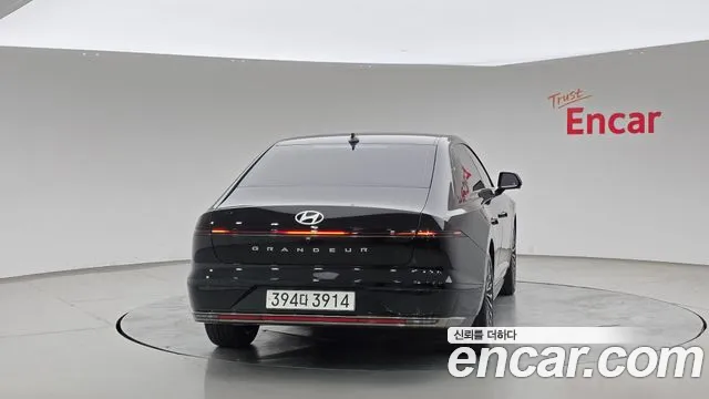 Hyundai Grandeur GN7 — Фото автомобиля 4