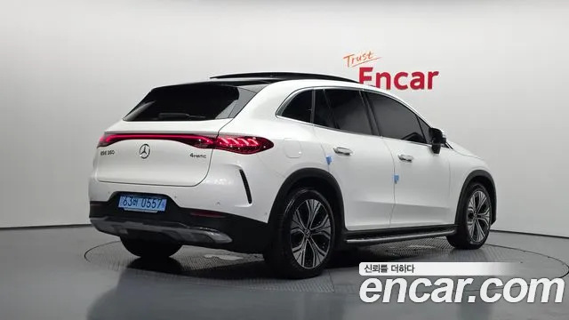 Mercedes-Benz EQE — Фото автомобиля 2