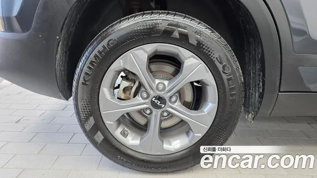 Kia Seltos — Фото автомобиля 5