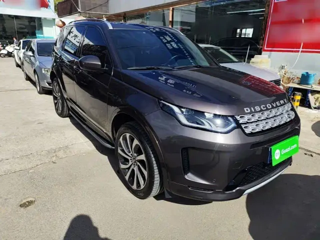 Land Rover Discovery Sport — Фото автомобиля 3