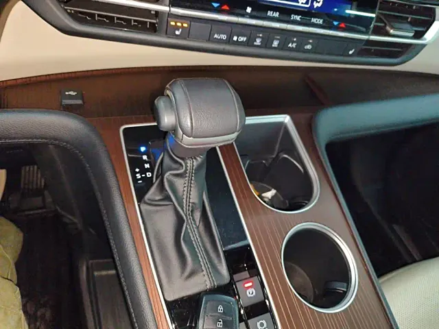 Toyota Granvia — Фото автомобиля 5