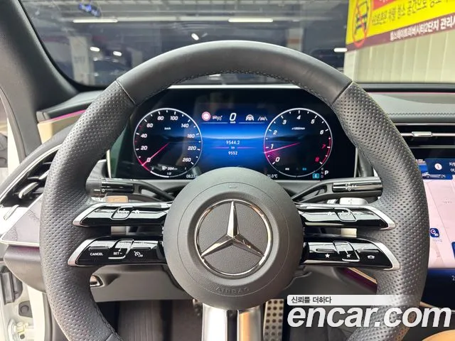 Mercedes-Benz E-Class W214 — Фото автомобиля 16