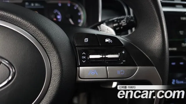 Hyundai Tucson Tucson (NX4) Дизель 2.0 2WD — Фото автомобиля 30