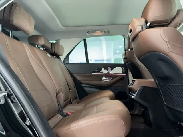 Mercedes-Benz GLE-Class — Фото автомобиля 16