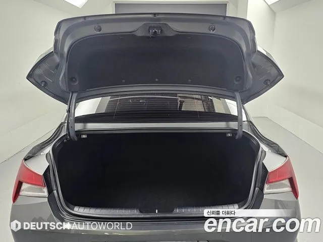 Hyundai Avante CN7 — Фото автомобиля 19