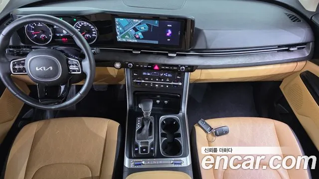 Kia Carnival Generation 4 — Фото автомобиля 10