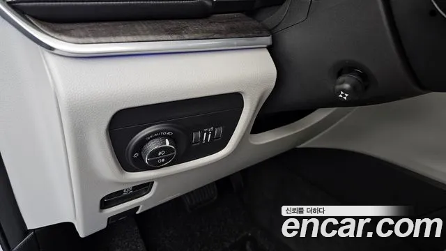 Jeep Cherokee WL — Фото автомобиля 27
