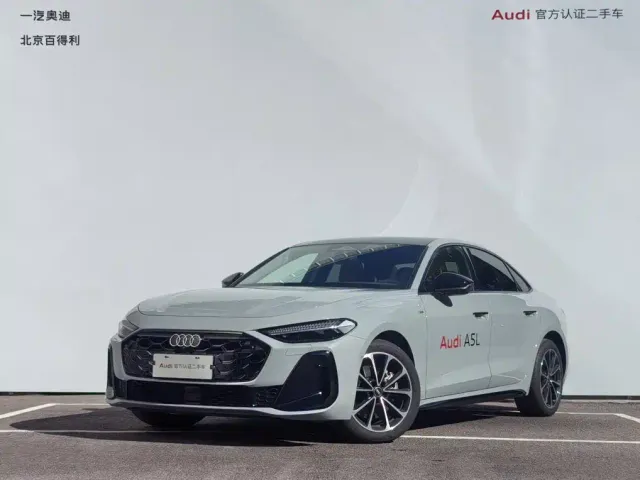 Фотография автомобиля — Audi A5L