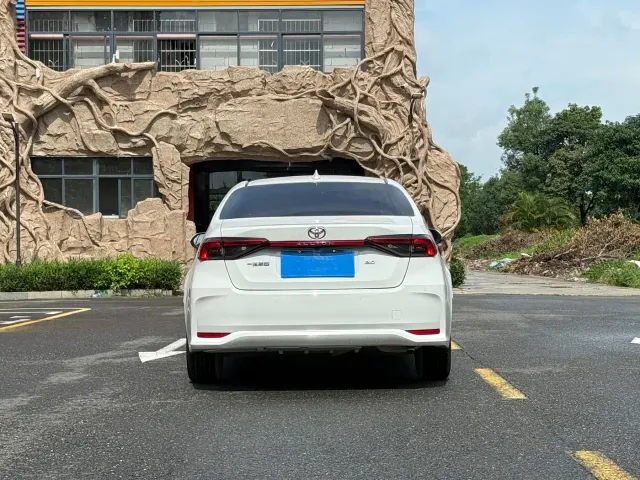 Toyota Allion — Фото автомобиля 5