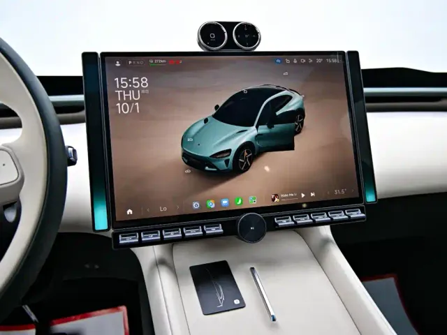 Xiaomi YU7 — Фото автомобиля 17