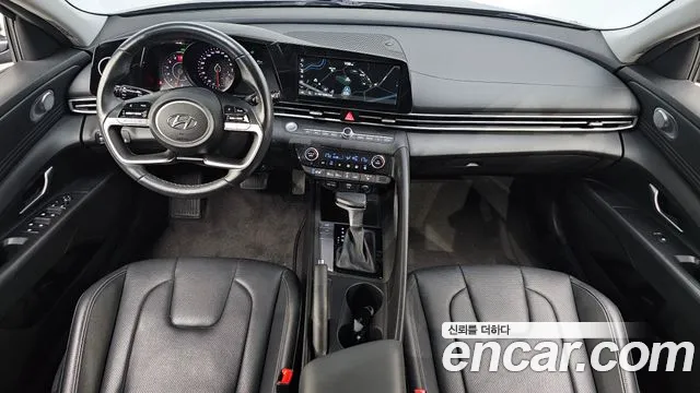 Hyundai AVANTE Avante (CN7) — Фото автомобиля 6