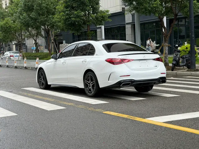 Mercedes-Benz C-Class — Фото автомобиля 10