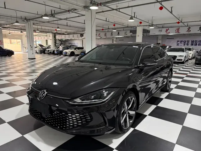 Фотография автомобиля — Volkswagen Lamando