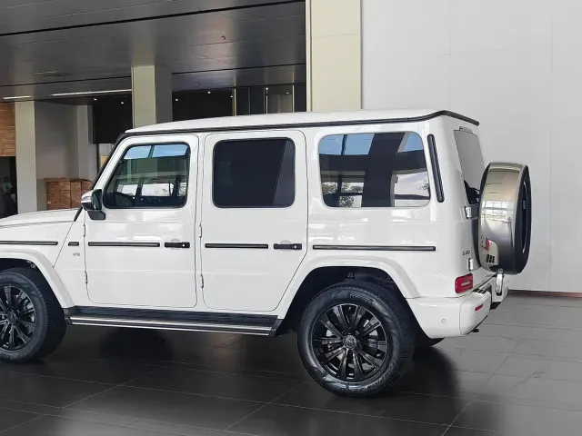 Mercedes-Benz G-Class — Фото автомобиля 2