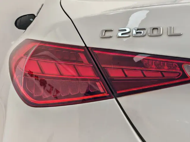 Mercedes-Benz C-Class — Фото автомобиля 14