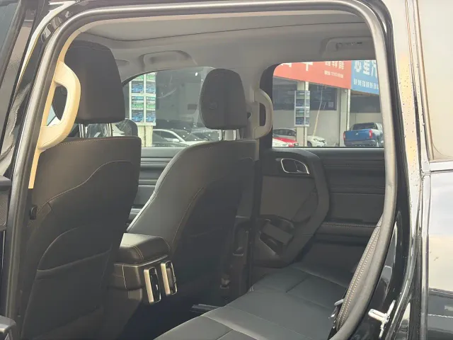 Haval Big Dog — Фото автомобиля 4