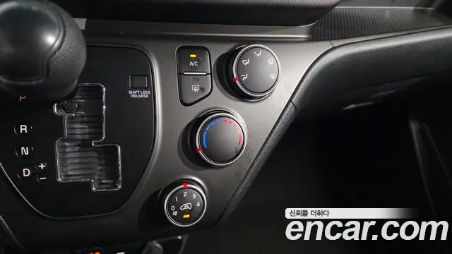 Kia RAY Новый Kia Ray Фургон — Фото автомобиля 28