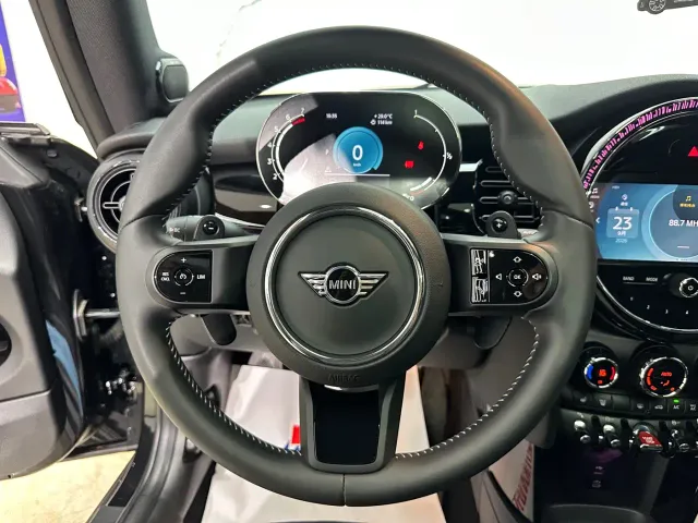 MINI Hatch — Фото автомобиля 11