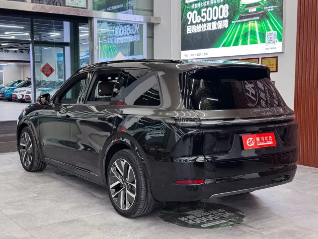 Li Auto L9 — Фото автомобиля 5