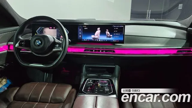 BMW 7 Series G70 — Фото автомобиля 6