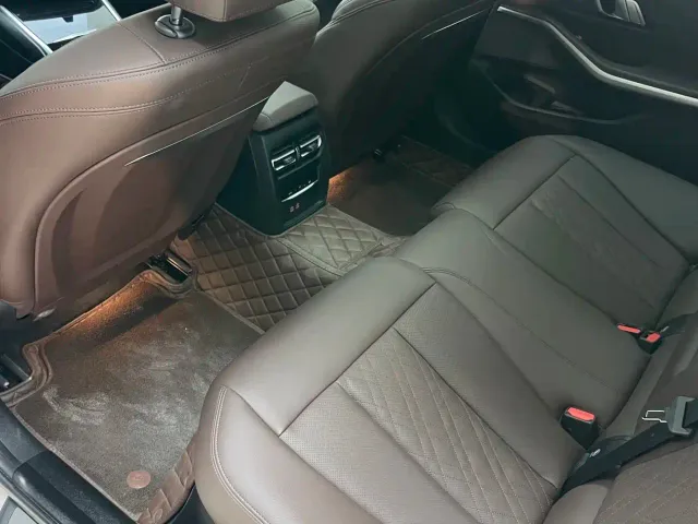 BMW 3 Series — Фото автомобиля 19