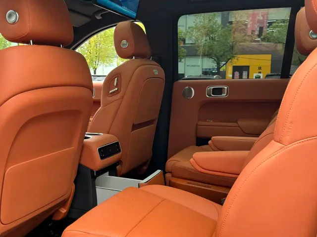 Li Auto L9 — Фото автомобиля 6