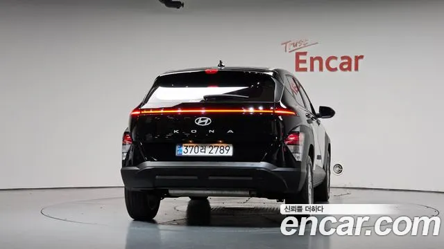 Hyundai Kona SX2 — Фото автомобиля 4