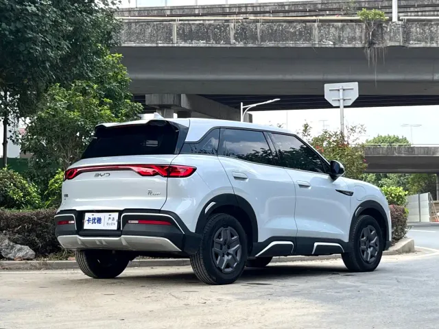 BYD Yuan UP — Фото автомобиля 7