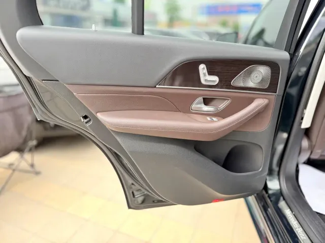 Mercedes-Benz GLE-Class — Фото автомобиля 10
